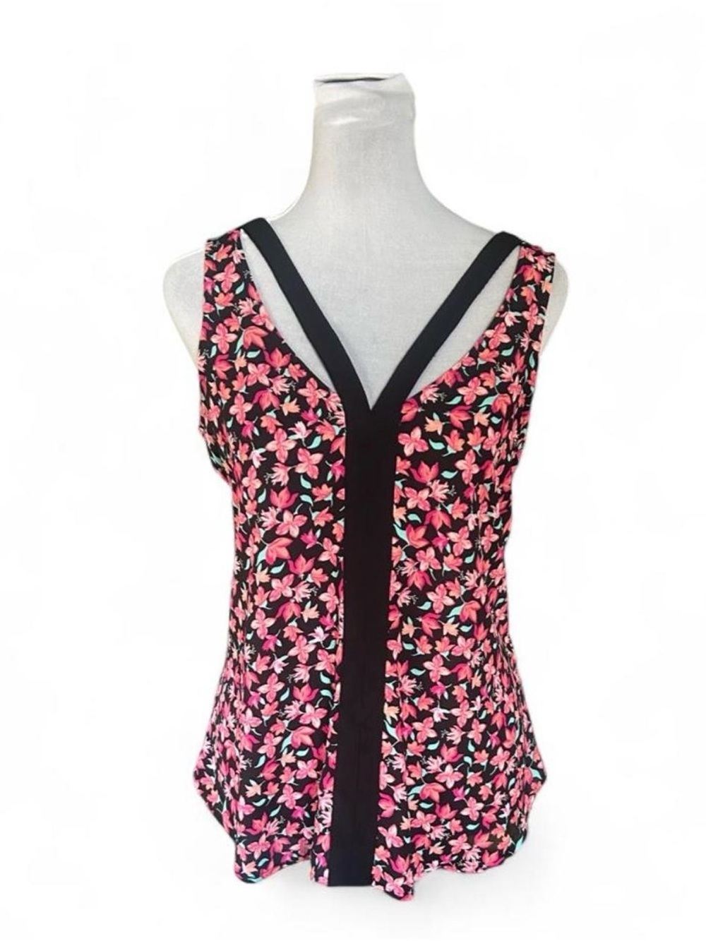 Candie's Women's Black Pink Green Floral V-Neck Sleeveless Chiffon Tank, S